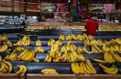 Lawsuit challenges USDA demand for food stamp data as some states prepare to comply